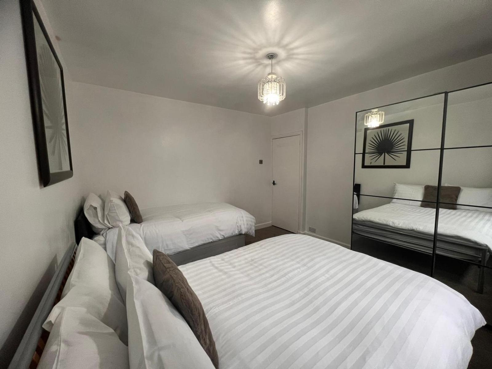 Shared House In Central Location Ίνβερνες Εξωτερικό φωτογραφία